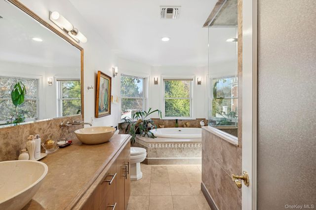 42 Tanners Neck Lane, Westhampton, NY 11977