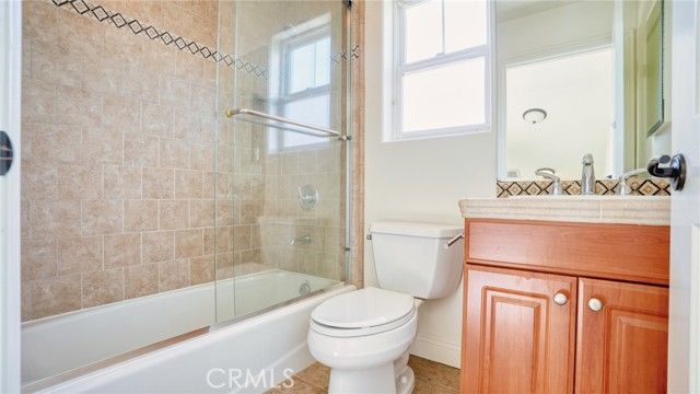 10752 Hortense 3, North Hollywood (los Angeles), CA 91602