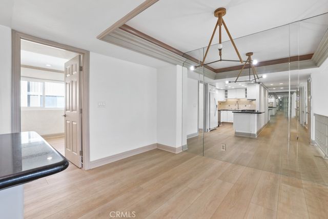 380 W Wilson E105, Costa Mesa, CA 92627