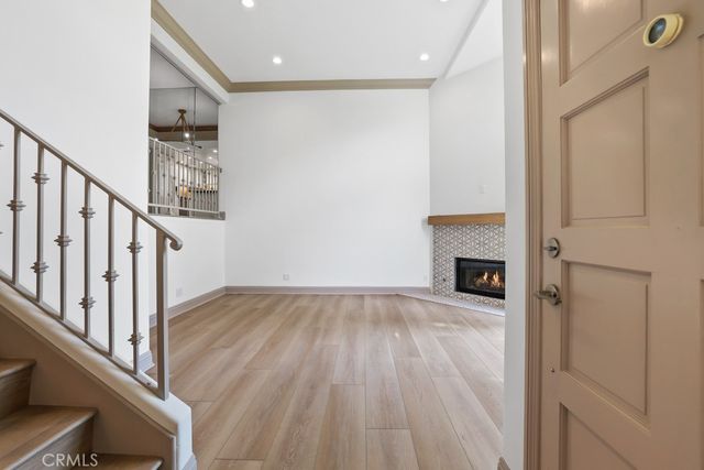 380 W Wilson E105, Costa Mesa, CA 92627