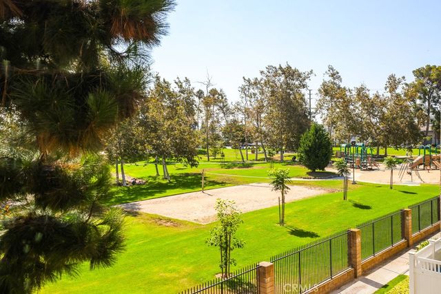 380 W Wilson E105, Costa Mesa, CA 92627