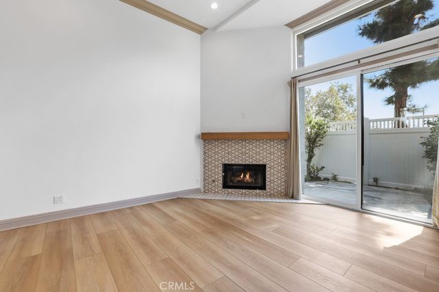 380 W Wilson E105, Costa Mesa, CA 92627
