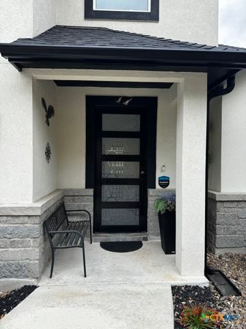 626 Hillclimb, Canyon Lake, TX 78133