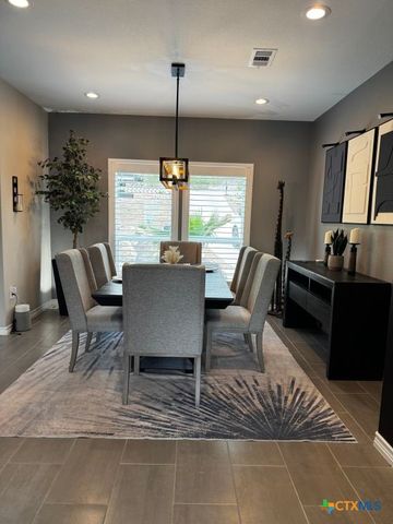 626 Hillclimb, Canyon Lake, TX 78133