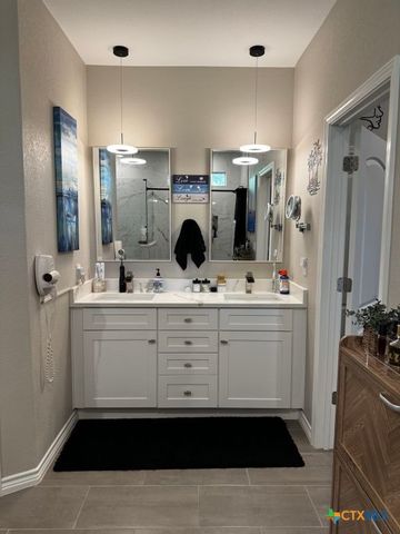 626 Hillclimb, Canyon Lake, TX 78133