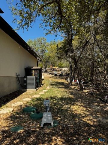 626 Hillclimb, Canyon Lake, TX 78133