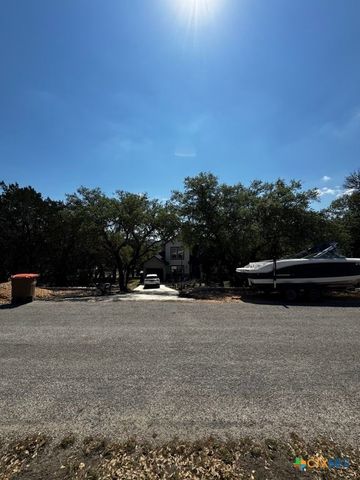 626 Hillclimb, Canyon Lake, TX 78133