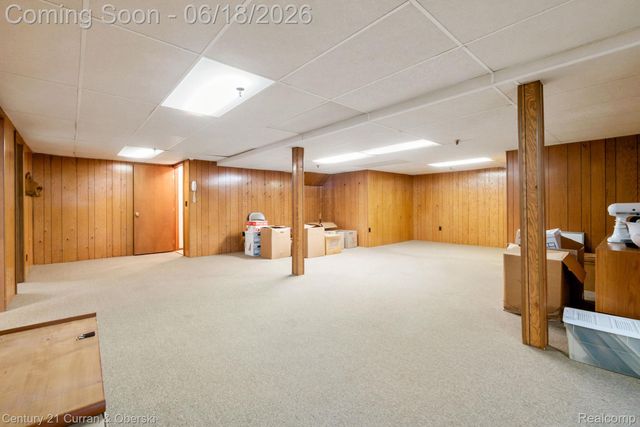 37600 N Laurel Park Drive, Livonia, MI 48152