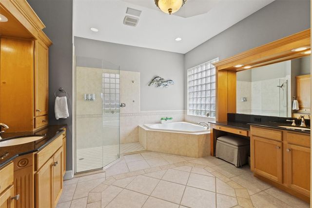 1105 3RD STREET E, Palmetto, FL 34221