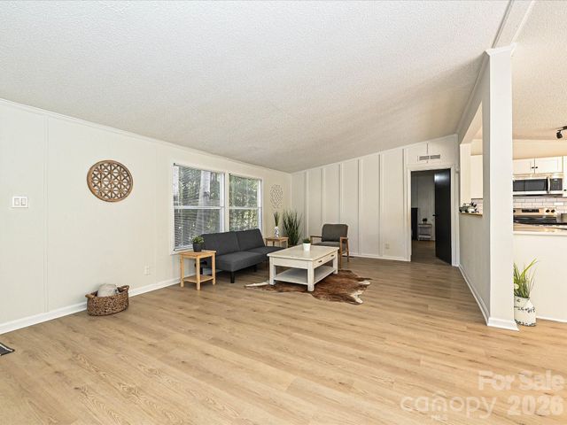 190 Ridge Creek Drive, Troutman, NC 28166