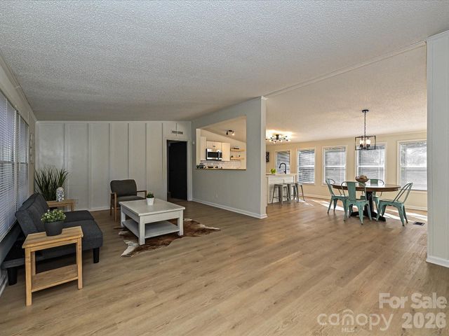 190 Ridge Creek Drive, Troutman, NC 28166