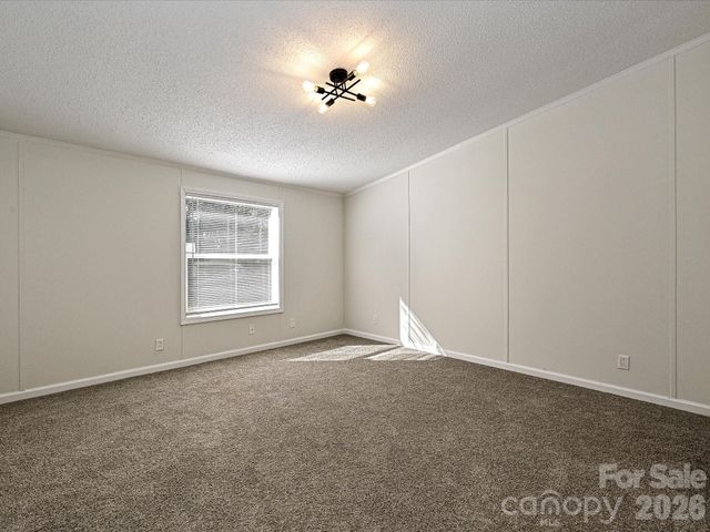 190 Ridge Creek Drive, Troutman, NC 28166