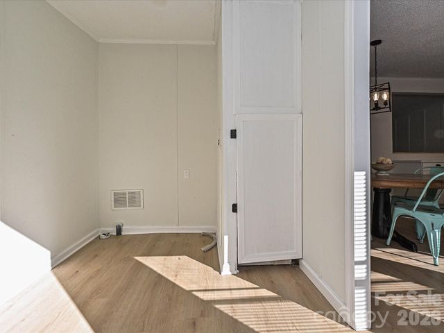 190 Ridge Creek Drive, Troutman, NC 28166