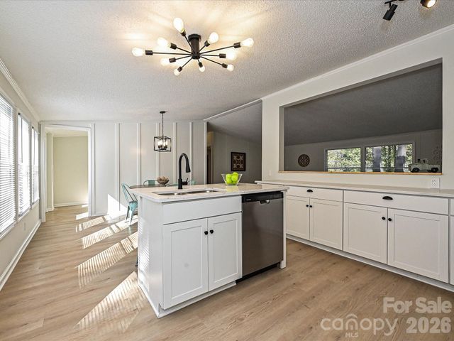 190 Ridge Creek Drive, Troutman, NC 28166