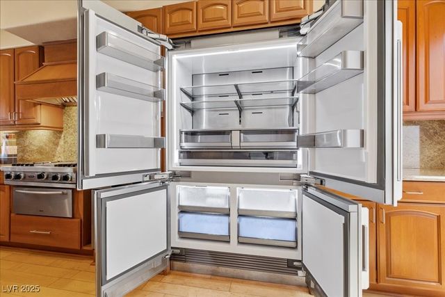 8188 Horseshoe Bend Lane, Las Vegas, NV 89113