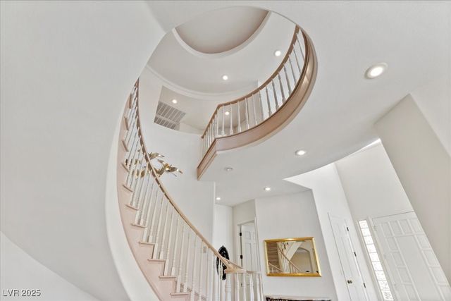 8188 Horseshoe Bend Lane, Las Vegas, NV 89113