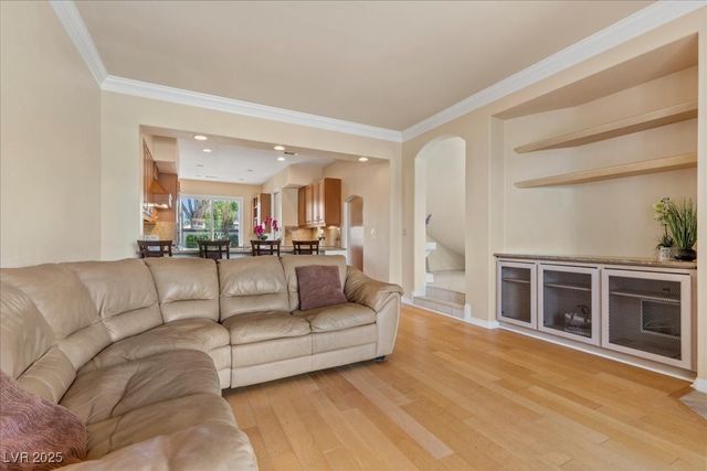 8188 Horseshoe Bend Lane, Las Vegas, NV 89113