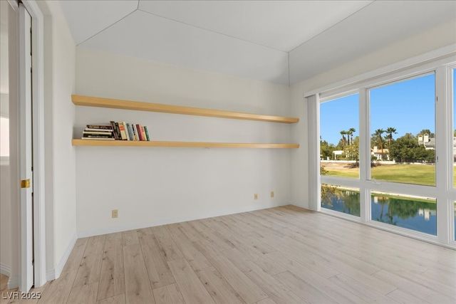 8188 Horseshoe Bend Lane, Las Vegas, NV 89113