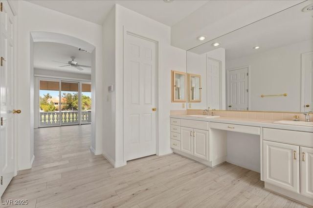 8188 Horseshoe Bend Lane, Las Vegas, NV 89113