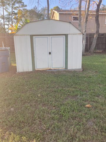 509 E Glenn Street, Bellville, TX 77418