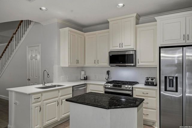 145 Elizabeth, San Antonio, TX 78209