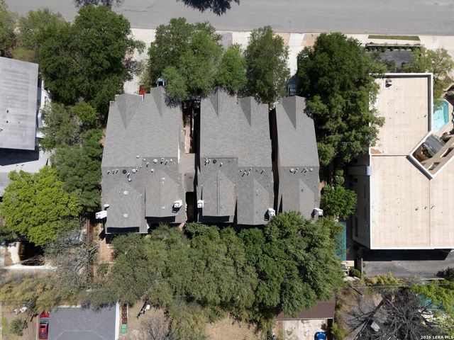 145 Elizabeth, San Antonio, TX 78209