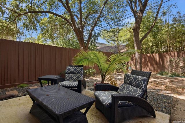 145 Elizabeth, San Antonio, TX 78209