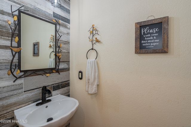 801 Village Road, Murphy, NC 28906
