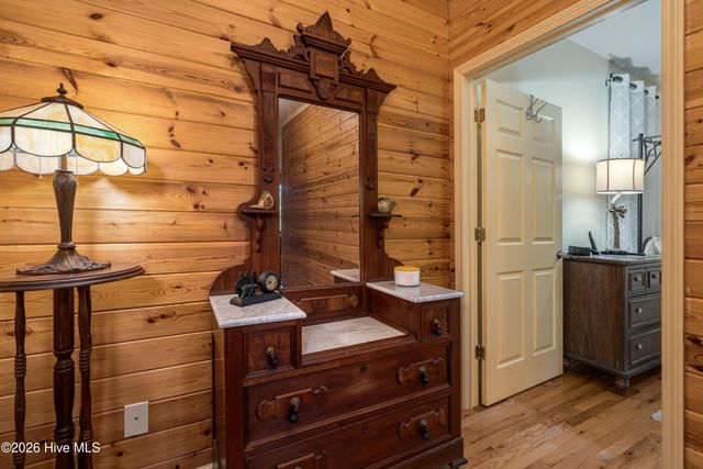 801 Village Road, Murphy, NC 28906