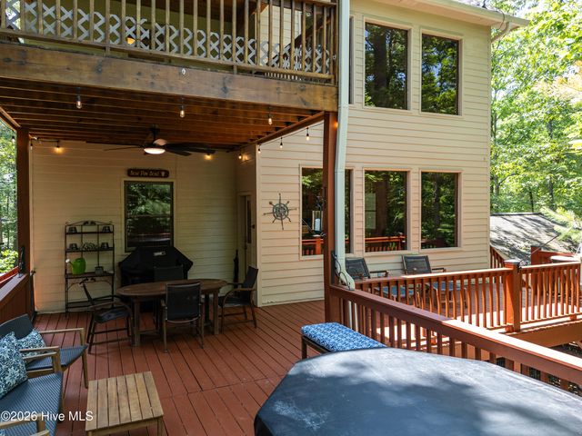 801 Village Road, Murphy, NC 28906