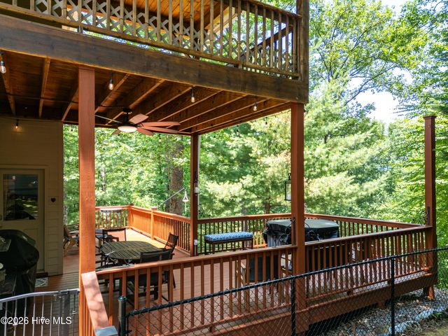 801 Village Road, Murphy, NC 28906