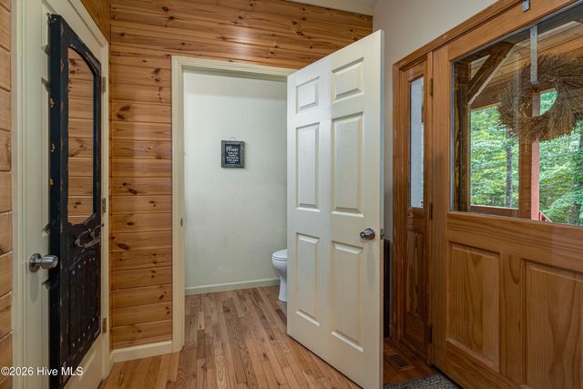 801 Village Road, Murphy, NC 28906