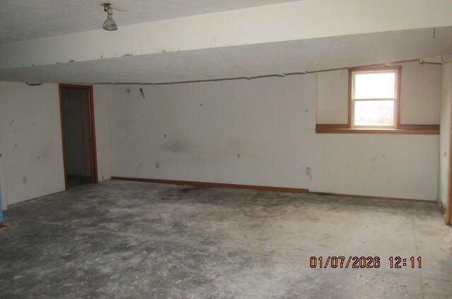 676 N 10th Street, Plainwell, MI 49080