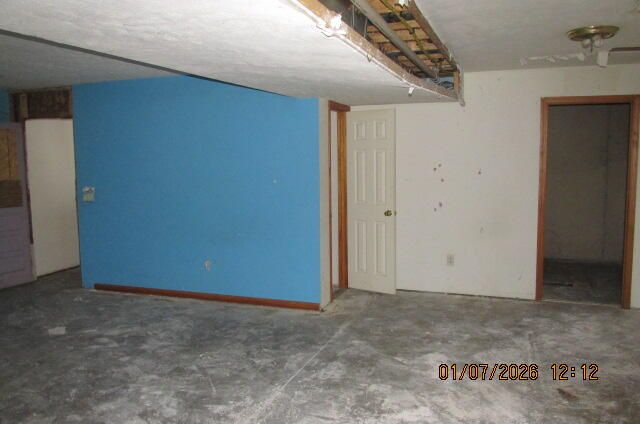 676 N 10th Street, Plainwell, MI 49080