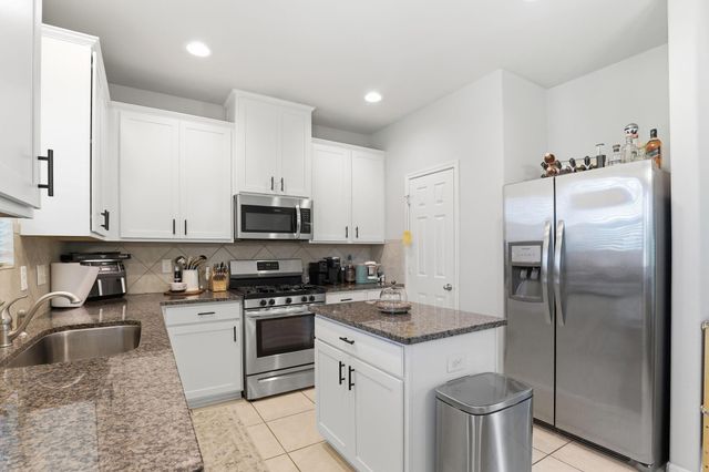 16519 Twinwalker Drive, Houston, TX 77049