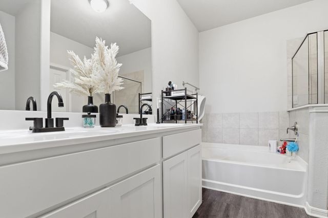 16519 Twinwalker Drive, Houston, TX 77049