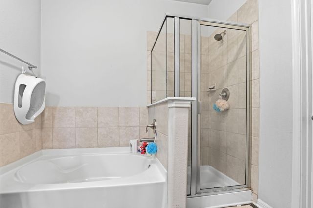 16519 Twinwalker Drive, Houston, TX 77049