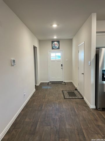 226 Evergreen Sumac Loop, Kyle, TX 78640