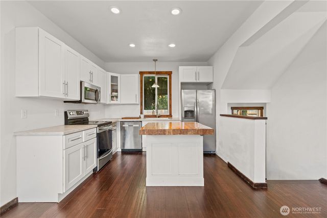 291 E Shorecrest Drive, Shelton, WA 98584
