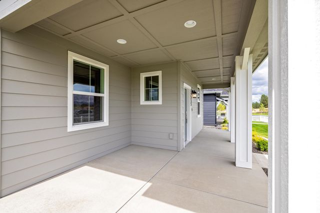 12235 N Dupont Dr, Spokane, WA 99218