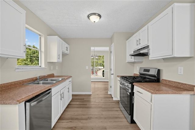 2640 Rolling Hills Way, Conyers, GA 30094