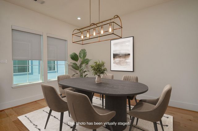204 Burr Street G, Houston, TX 77011
