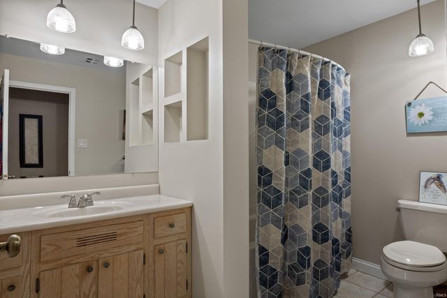 8819 Fortuna Way, Fort Wayne, IN 46815