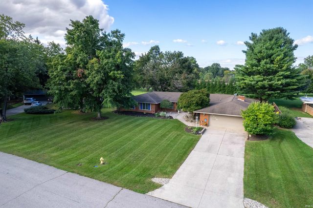 8819 Fortuna Way, Fort Wayne, IN 46815