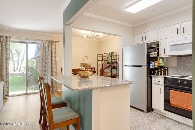 211 Versailles Boulevard 5, Lafayette, LA 70501