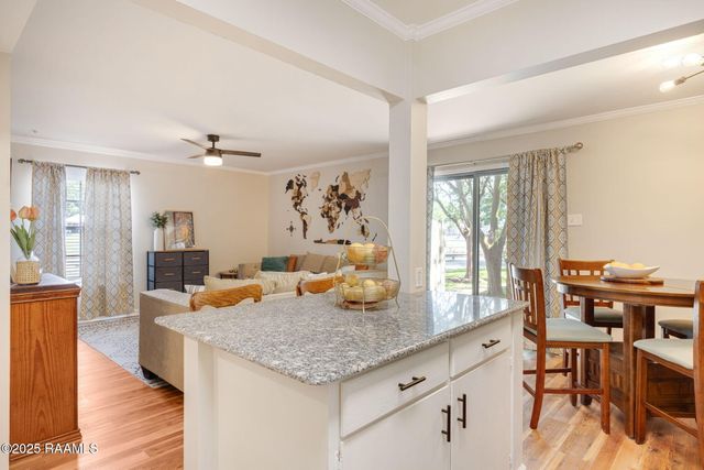 211 Versailles Boulevard 5, Lafayette, LA 70501