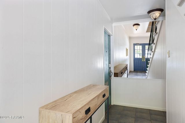 211 Versailles Boulevard 5, Lafayette, LA 70501