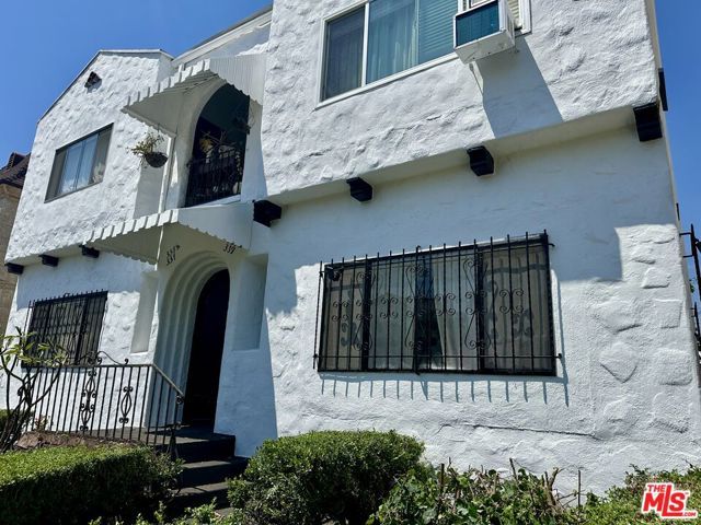 337 N Spaulding Avenue, Los Angeles, CA 90036