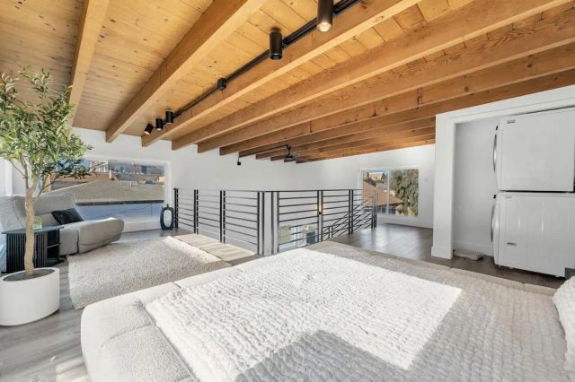 24 20th avenue 12B, Venice, CA 90291