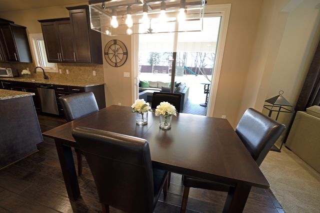 8530 Parkside Circle, West Des Moines, IA 50266